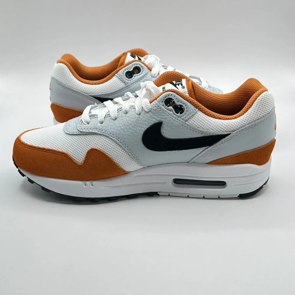 Nike Air Max 1 White Monarch Pure Platinum FN6952-101 Men's Size 7 Women 8.5 - Picture 10 of 12